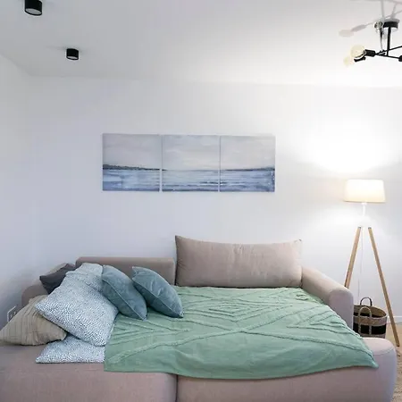 Piekne, Przestronne Mieszkanie Przy Placu Teatralnym. * وارسو