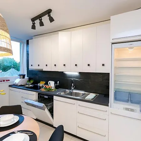 Apartament Piękne, Przestronne Mieszkanie Przy Placu Teatralnym. Warszawa