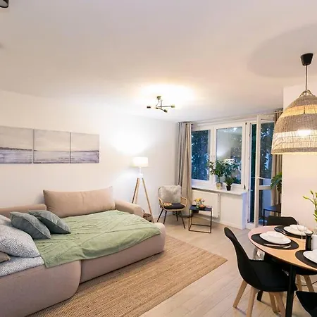 Piękne, Przestronne Mieszkanie Przy Placu Teatralnym. Apartament Warszawa